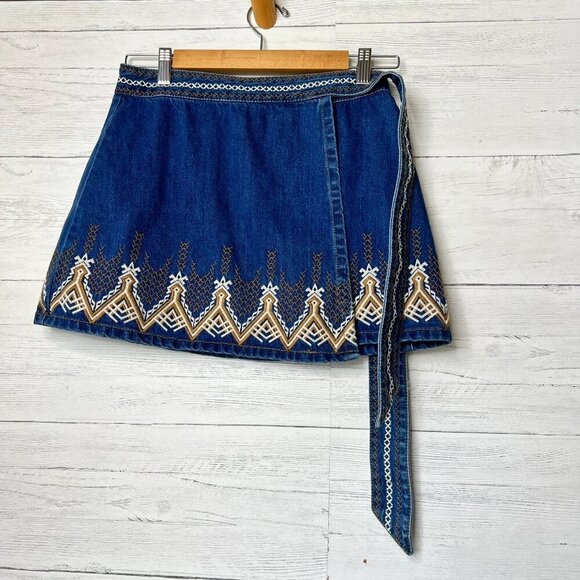 Free People Dresses & Skirts - Free People Skirt Womens Size 0 Dream Away Denim Embroidered Wrap Tie Aztec